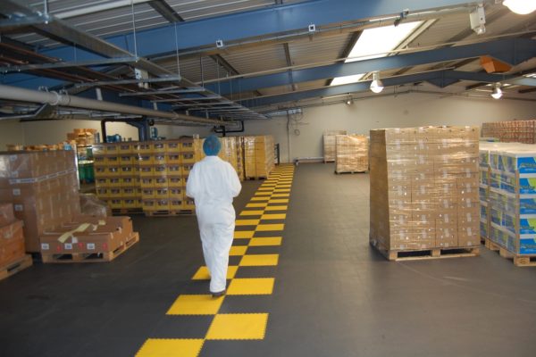 Warehouse Application - Ecotile_Graphite & Yellow Warehouse Application - Ecotile_Graphite & Yellow